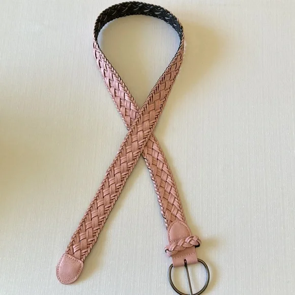Woven Pink Belt with Gunmetal Closure Size 6 - Picture 2 of 6